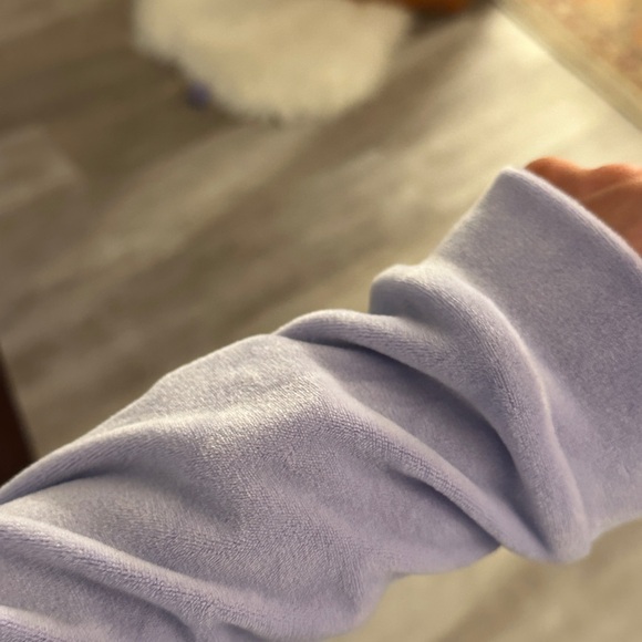 Long sleeve lilac velour zip up - Picture 3 of 4